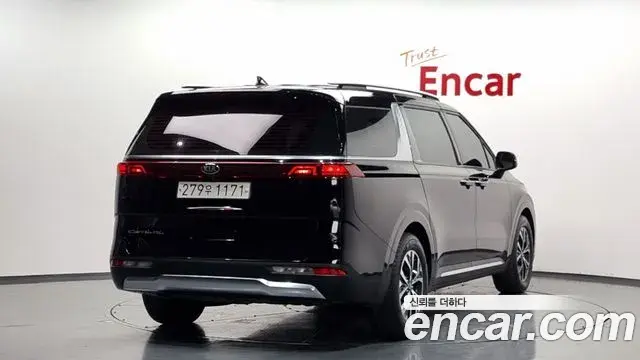 Kia Carnival 2021 — Фото 2/20
