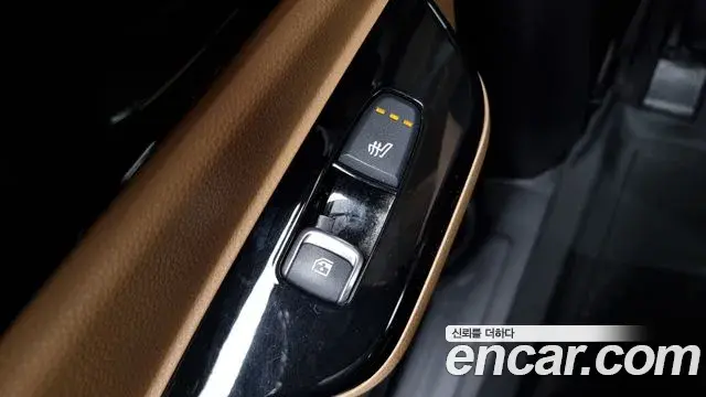Kia Carnival 2021 — Фото 19/20
