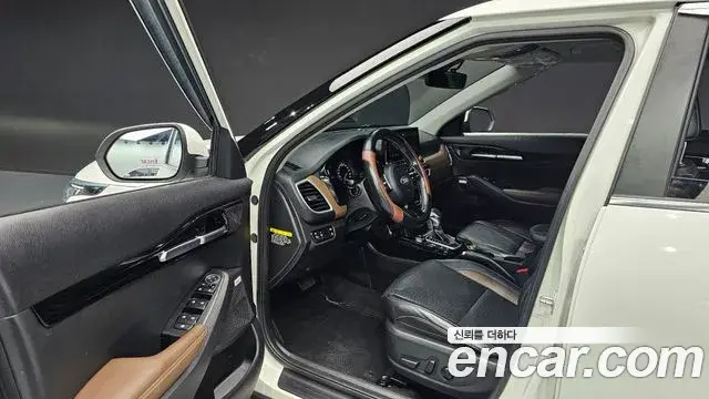 Kia Seltos 2019 — ფოტო 3/20