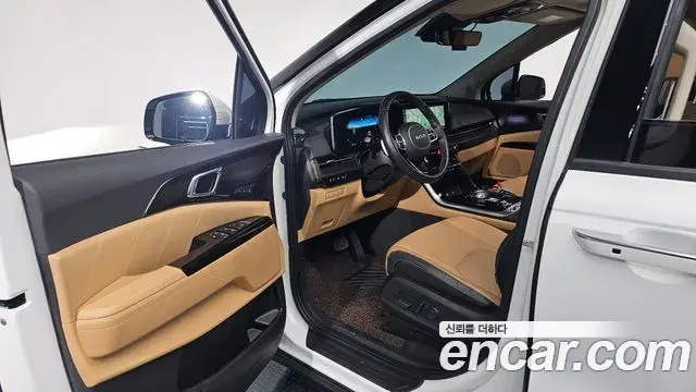 Kia Carnival 2023 — Фото 10/20