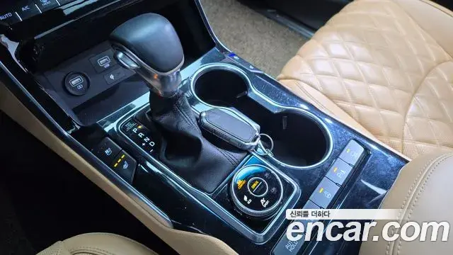 Kia Mohave The Master 2020 — Photo 9/20