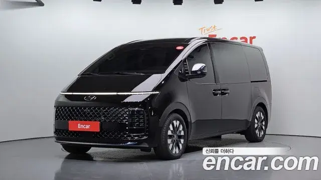 Hyundai Staria 2021 — Photo 15/20