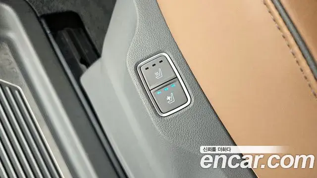 Hyundai Staria 2021 — Photo 19/20