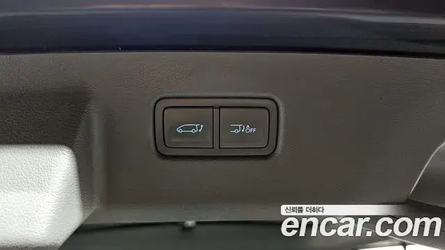 Hyundai Staria 2021 — Photo 4/20