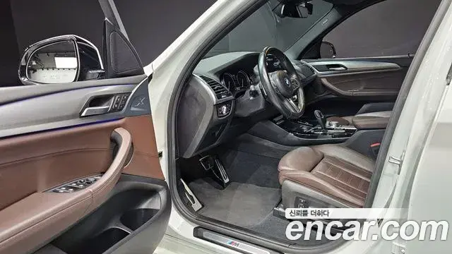 BMW X3 2018 — ფოტო 8/20