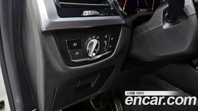 BMW X3 2018 — ფოტო 10/20