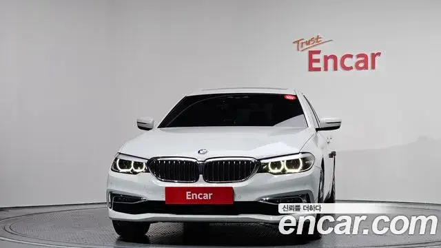 BMW 5 Series 2019 — Фото 3/20