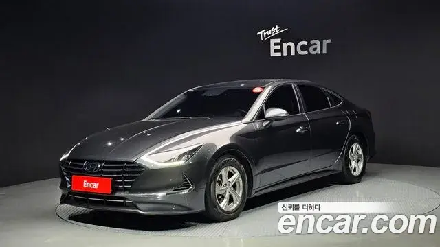 Hyundai Sonata Hybrid 2020 — Photo 7/20