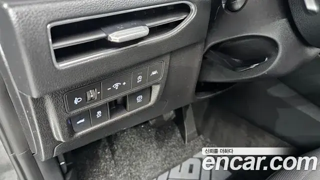 Hyundai Sonata Hybrid 2020 — Photo 3/20