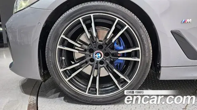 BMW 5 Series 2023 — ფოტო 3/20