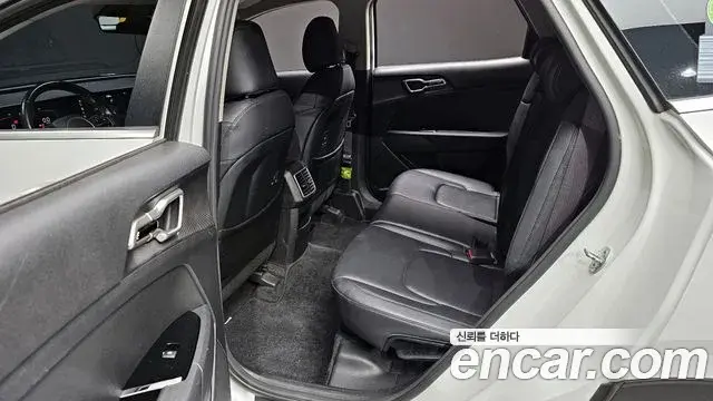 Kia Sportage 2021 — Şəkil 1/20