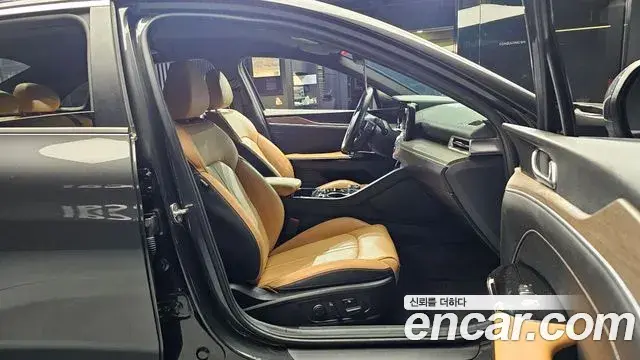 Kia K5 2021 — Photo 7/20
