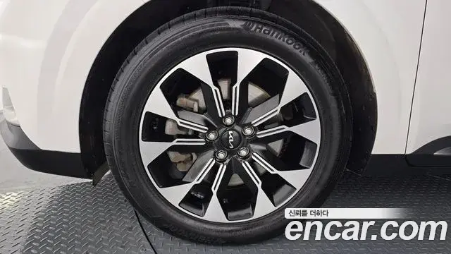 Kia Carnival 2023 — Photo 5/12
