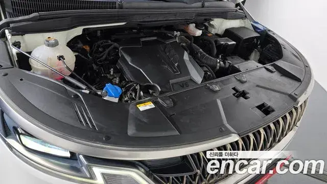 Kia Carnival 2023 — Photo 7/12