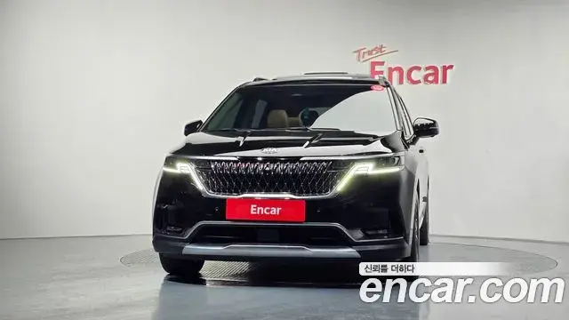 Kia Carnival 2021 — Фото 2/13