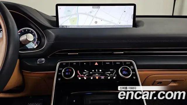Genesis GV80 2020 — ფოტო 19/20