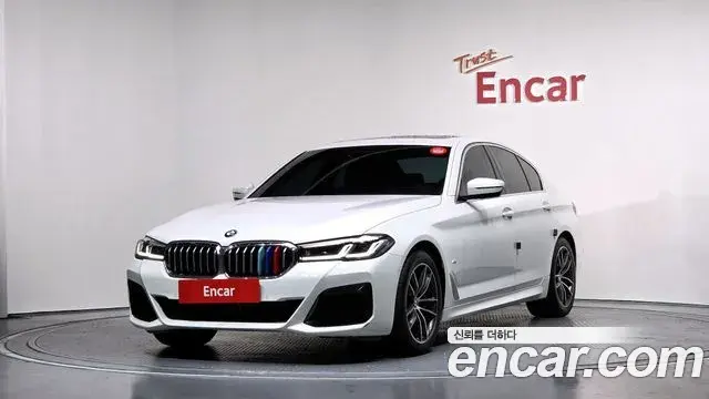 BMW 5 Series 2020 — Photo 1/20
