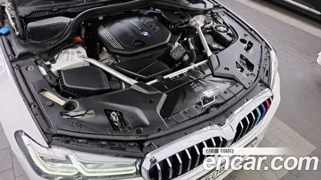 BMW 5 Series 2020 — Photo 6/20