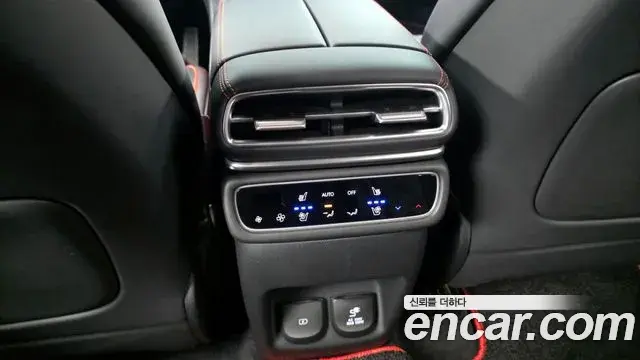 Genesis GV80 Coupe 2023 — Şəkil 8/20