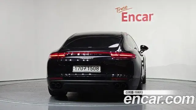 Porsche Panamera 2020 — Şəkil 19/20