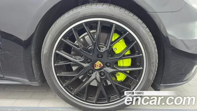 Porsche Panamera 2020 — Şəkil 8/20