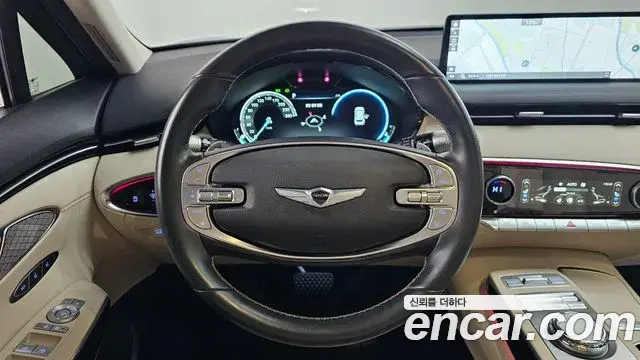 Genesis GV70 2022 — Photo 17/20