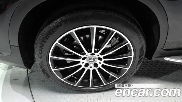Mercedes-Benz GLC-Class 2019 — Şəkil 5/20
