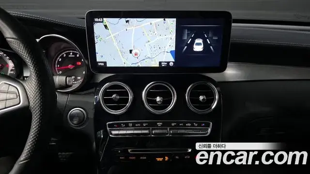 Mercedes-Benz GLC-Class 2019 — Şəkil 7/20