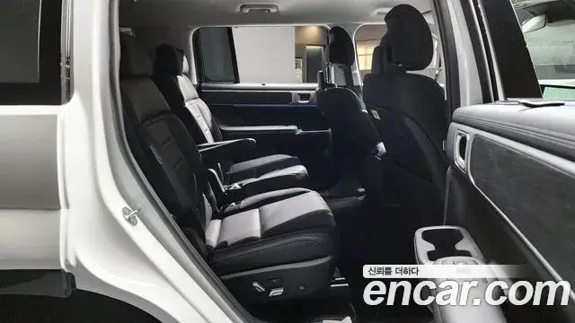 Hyundai Santa Fe 2023 — Photo 12/20