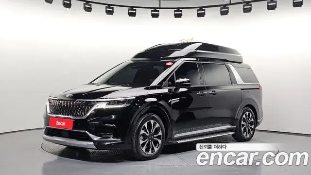 Kia Carnival 2021 — ფოტო 3/20