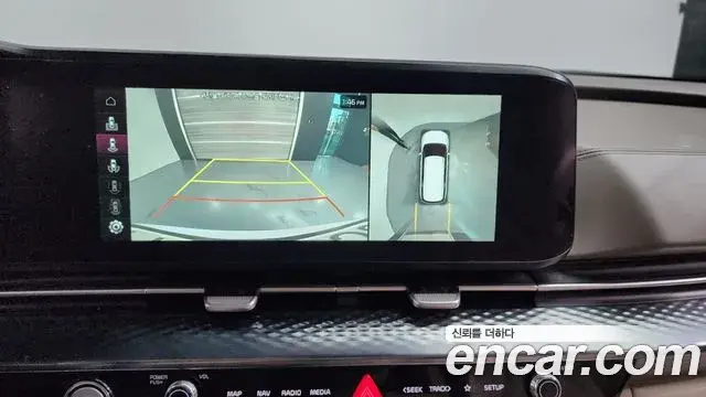 Kia Carnival 2021 — ფოტო 4/20