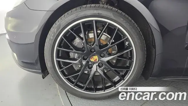Porsche Panamera 2020 — Şəkil 6/20