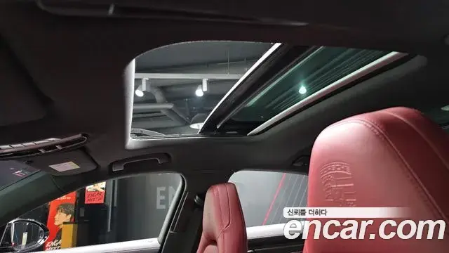 Porsche Panamera 2020 — Şəkil 18/20