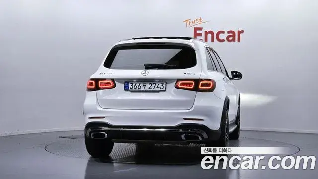 Mercedes-Benz GLC-Class 2022 — Photo 4/20