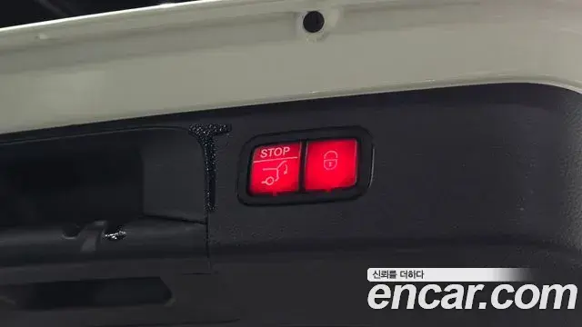 Mercedes-Benz GLC-Class 2022 — Photo 14/20
