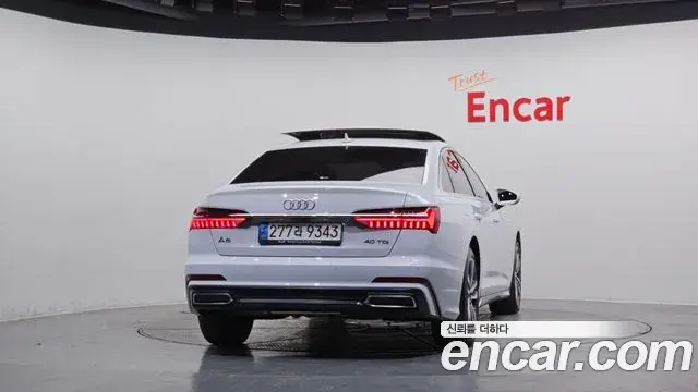 Audi A6 2022 — Photo 19/20