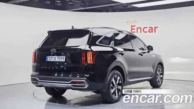 Kia Sorento 2020 — ფოტო 17/20