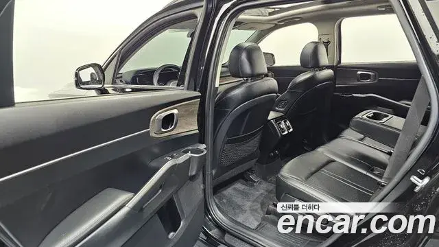 Kia Sorento 2020 — ფოტო 2/20