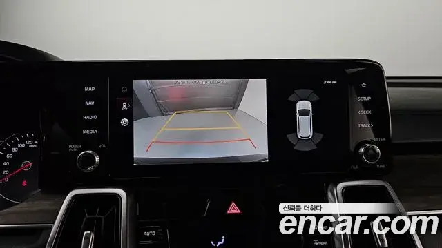 Kia Sorento 2020 — ფოტო 15/20