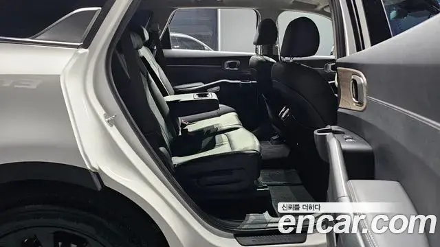 Kia Sorento 2021 — Photo 4/20