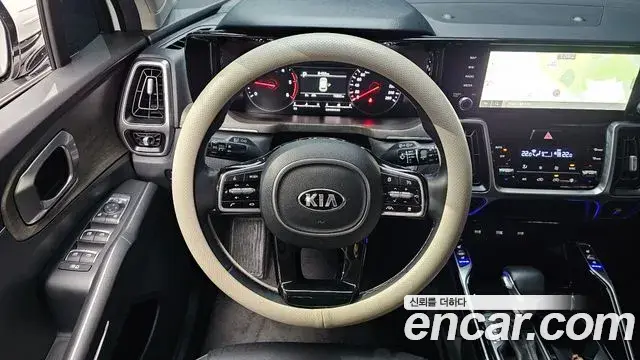 Kia Sorento 2021 — Photo 6/20