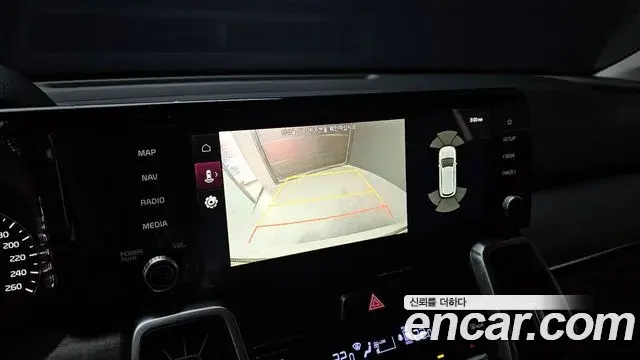 Kia Sorento 2021 — Photo 19/20