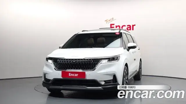 Kia Carnival 2022 — Photo 18/20
