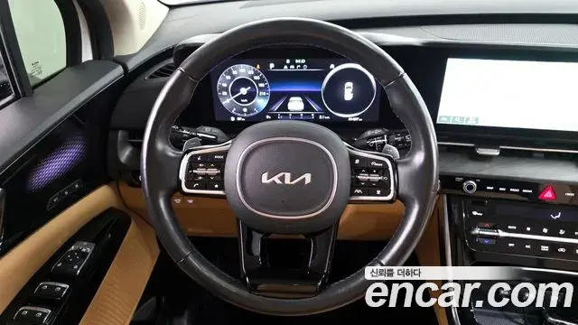 Kia Carnival 2022 — Photo 12/20