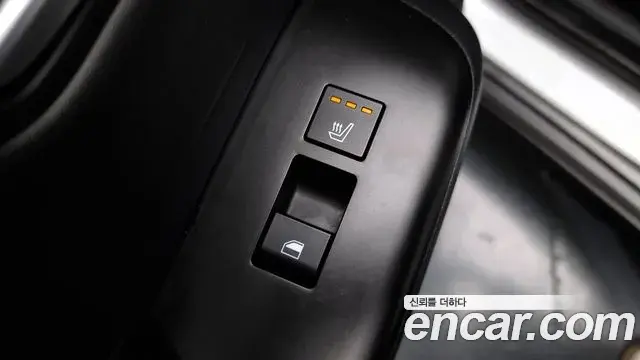 Hyundai Kona Hybrid 2023 — ფოტო 19/20