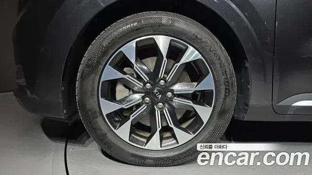 Kia Carnival 2020 — Şəkil 15/20