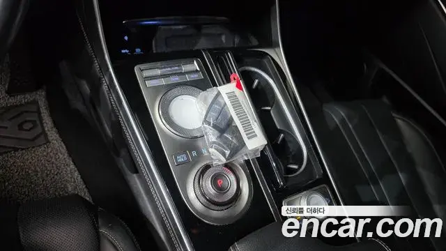 Genesis GV80 2022 — Photo 6/20