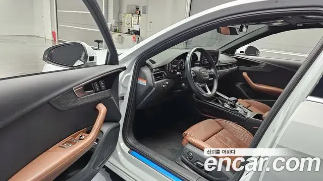 Audi A4 2023 — Photo 12/20