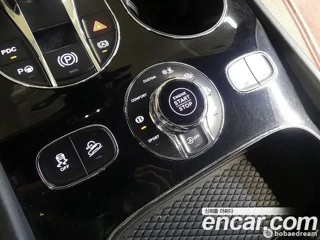 Bentley Bentayga 2020 — Photo 13/20