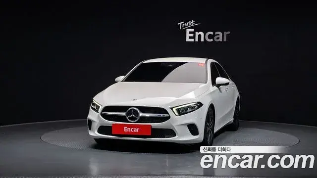 Mercedes-Benz A-Class 2022 — ფოტო 9/20